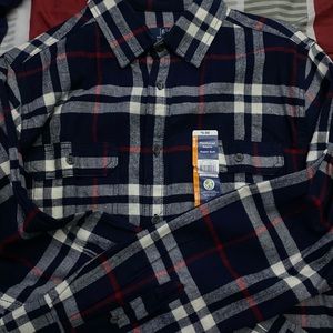 Men’s flannel shirt size M